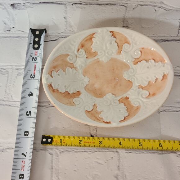 Elegant Vintage Soap Dish Filigree Leaf Design Light Pink & White Italian Beauty - Picture 8 of 8
